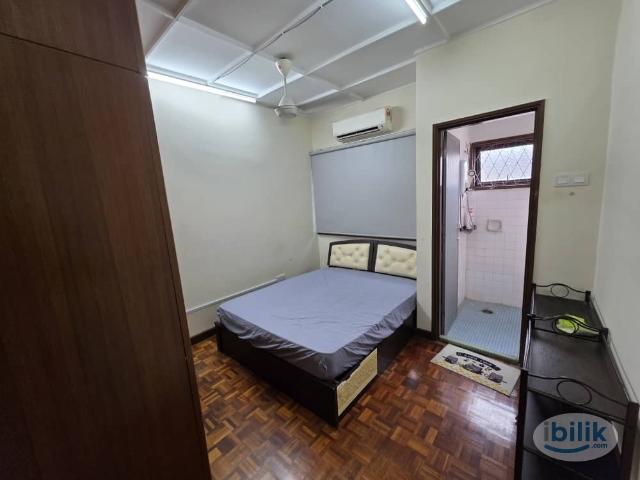 Room for rent in Petaling, Damansara Damai