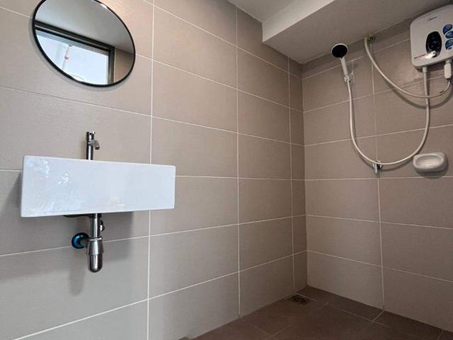 Room for rent in Petaling, Damansara Damai