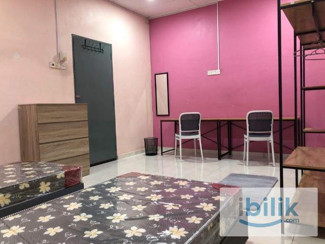Room for rent in Malaka