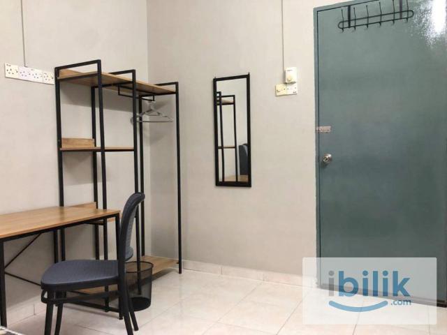 Room for rent in Malaka