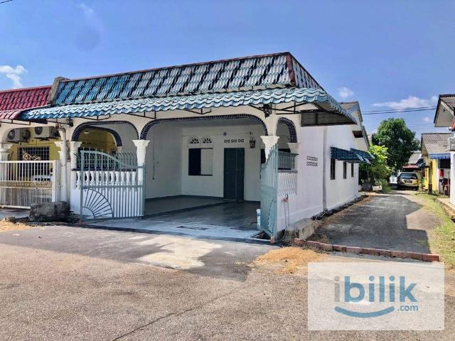 Room for rent in Malaka