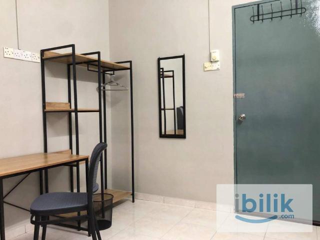Room for rent in Malaka