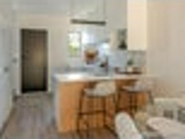 Townhouse for sale in Bayswater, Oroua County