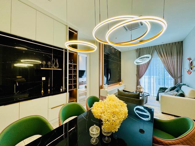 Condominium for sale in Malaka