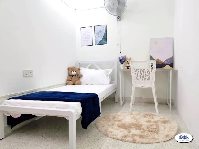 Room for rent in Petaling, Damansara Damai