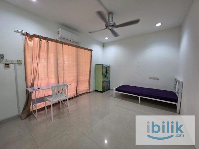 Room for rent in Petaling, Damansara Damai