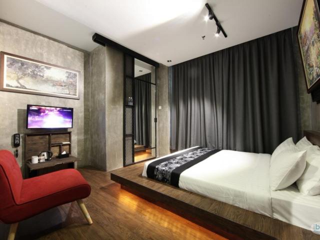 Room for rent in Country Heights Damansara, Kuala Lumpur