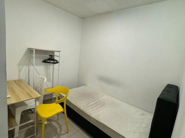 Room for rent in Petaling, Alam Impian