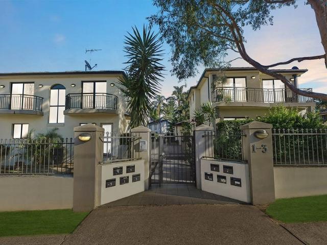Townhouse for rent in Sutherland, New South Wales