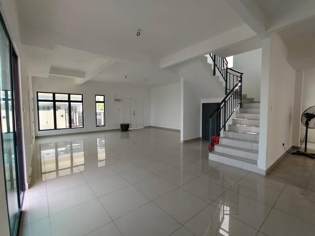 Residential House for sale in Malaka