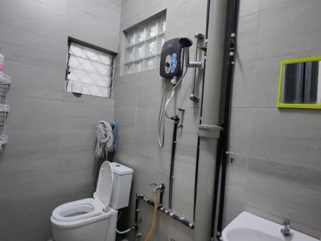 Room for rent in Petaling, Damansara Damai