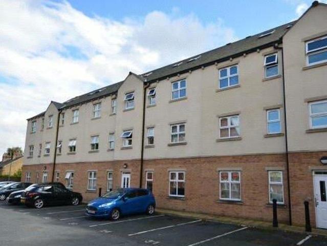 House for sale in Salterhebble, Halifax