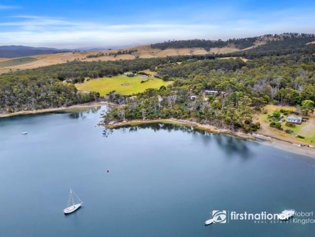 House for sale in North Bruny, Tasmania