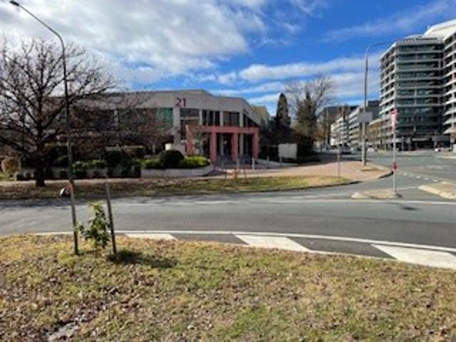 Office for rent in Turner, North Canberra
