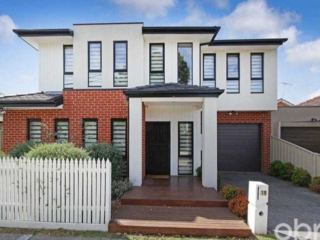 Townhouse for rent in Cheltenham, Melbourne