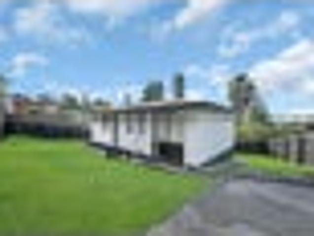 House for sale in Oratia, Oroua County