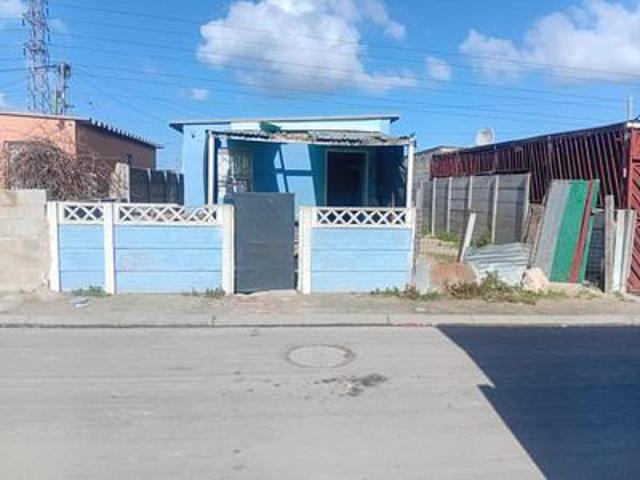 House for sale in Delft, Western Cape