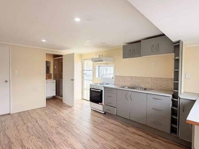 House for rent in Kelston, Oroua County
