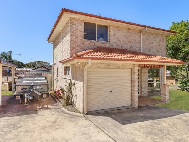House for sale in Lake Haven, Central Coast Council