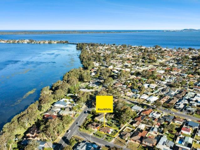 Apartment for sale in Gorokan, New South Wales