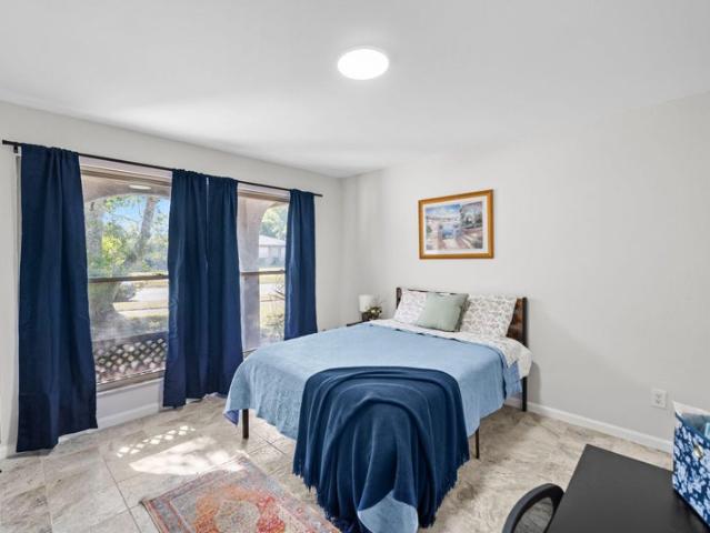 Room for rent in Jacksonville, Florida