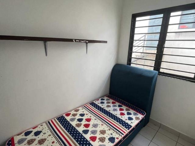 Room for rent in Country Heights Damansara, Kuala Lumpur