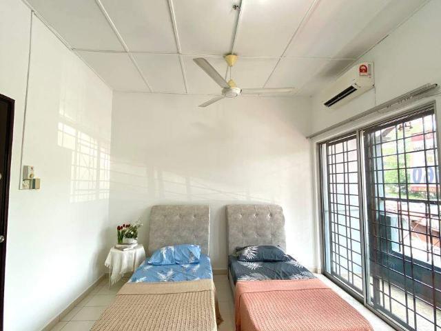 Room for rent in Petaling, Subang Jaya