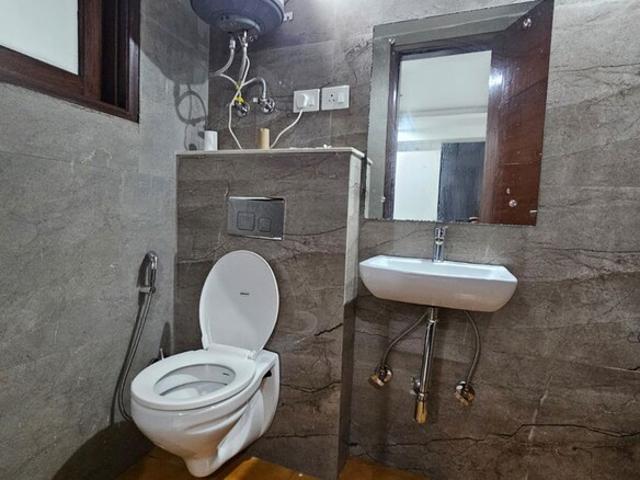 Flat for rent in Deri