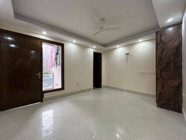 Property for rent in Deri