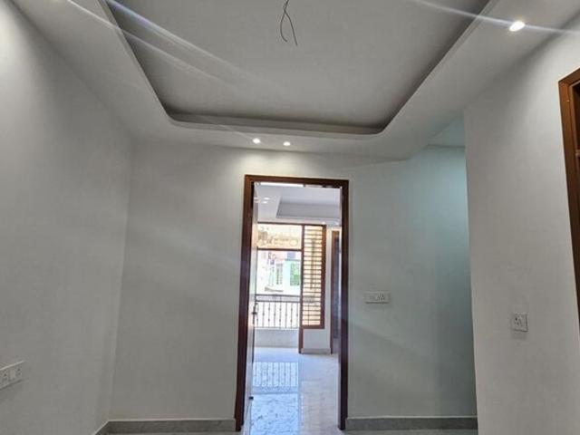 Property for rent in Deri