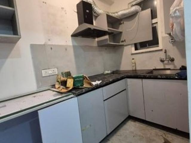 Property for rent in Deri