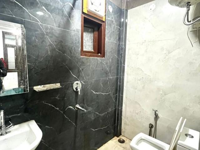 Property for rent in Deri