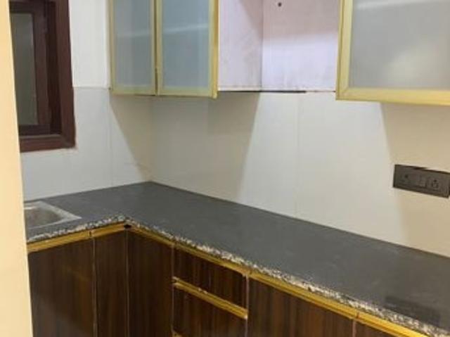 Property for rent in Deri