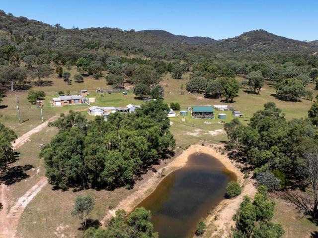 Cottage for sale in Grattai, New South Wales