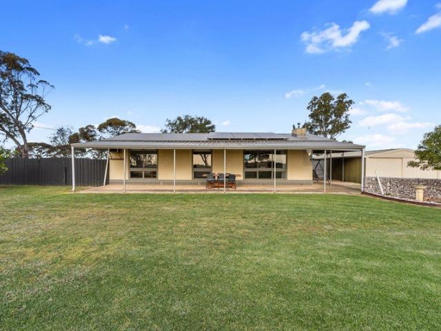House for sale in Lewiston, Adelaide Plains Council