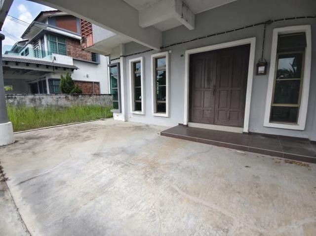 Residential House for sale in Cheng, Bandaraya Melaka