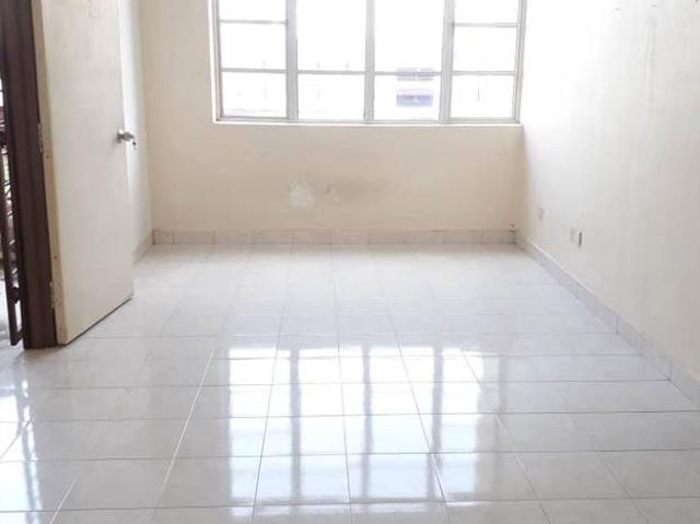 Apartment for sale in Ujong Pasir, Malaka