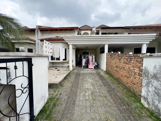 Terraced House for sale in Petaling, Subang Jaya