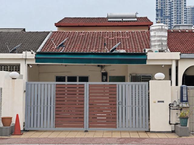 Terraced House for sale in Country Heights Damansara, Kuala Lumpur