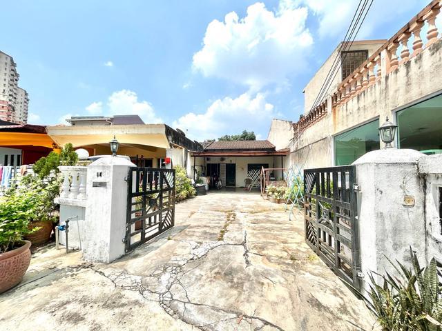 Terraced House for sale in Country Heights Damansara, Kuala Lumpur