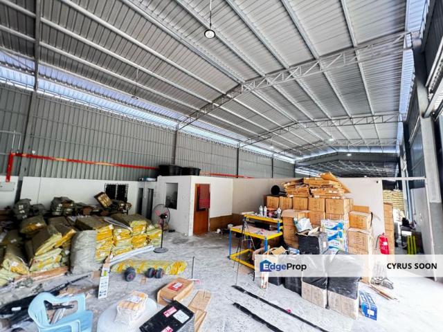 Warehouse for sale in Selayang, Selangor