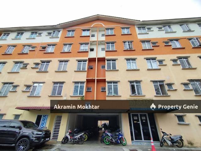 Apartment for sale in Sendayan Village, Negeri Sembilan