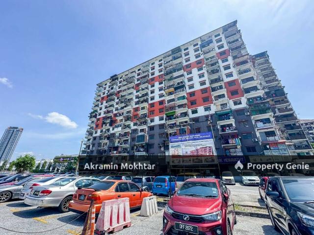 Apartment for sale in Petaling, Damansara Damai