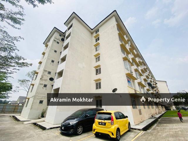 Apartment for sale in Tanjong Sepat, Selangor