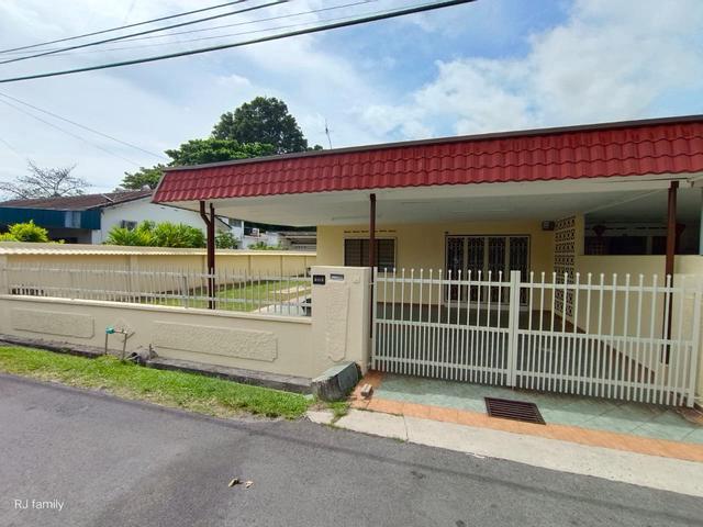 Residential House for sale in Malaka