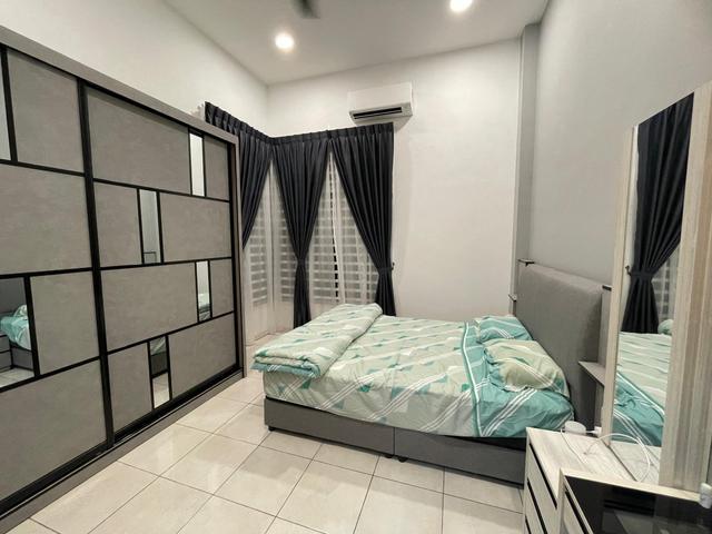 Bungalow for sale in Malaka
