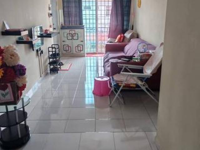 Condominium for sale in Malaka