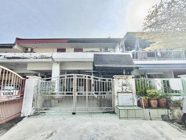Terraced House for sale in Langat, Selangor