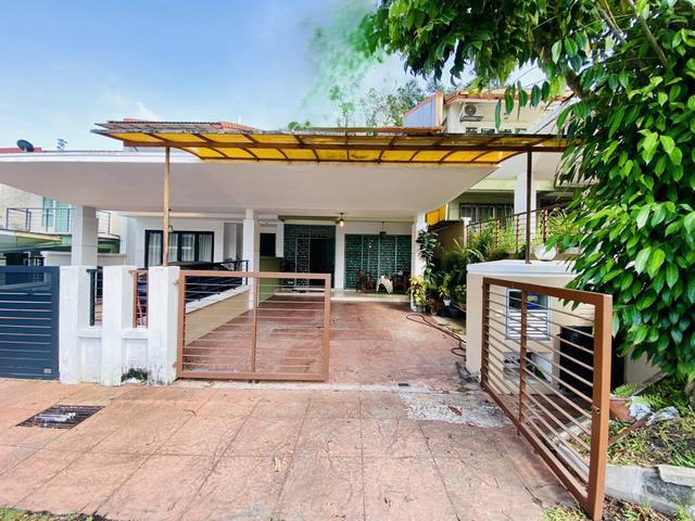 Terraced House for sale in Langat, Selangor