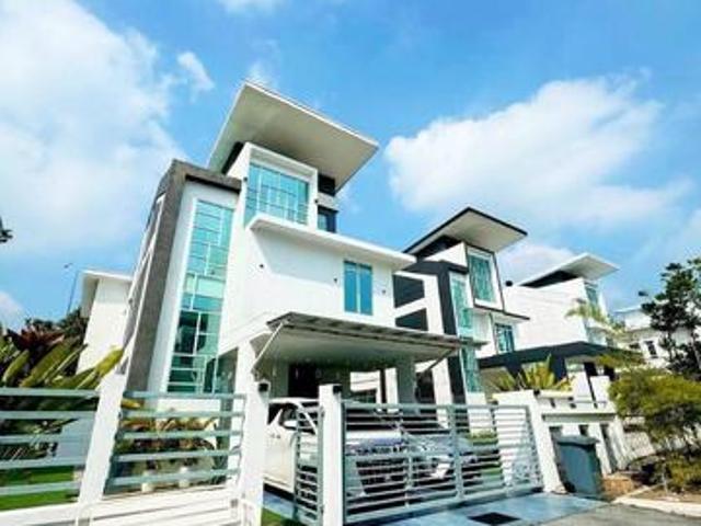 Bungalow for sale in Sendayan Village, Negeri Sembilan